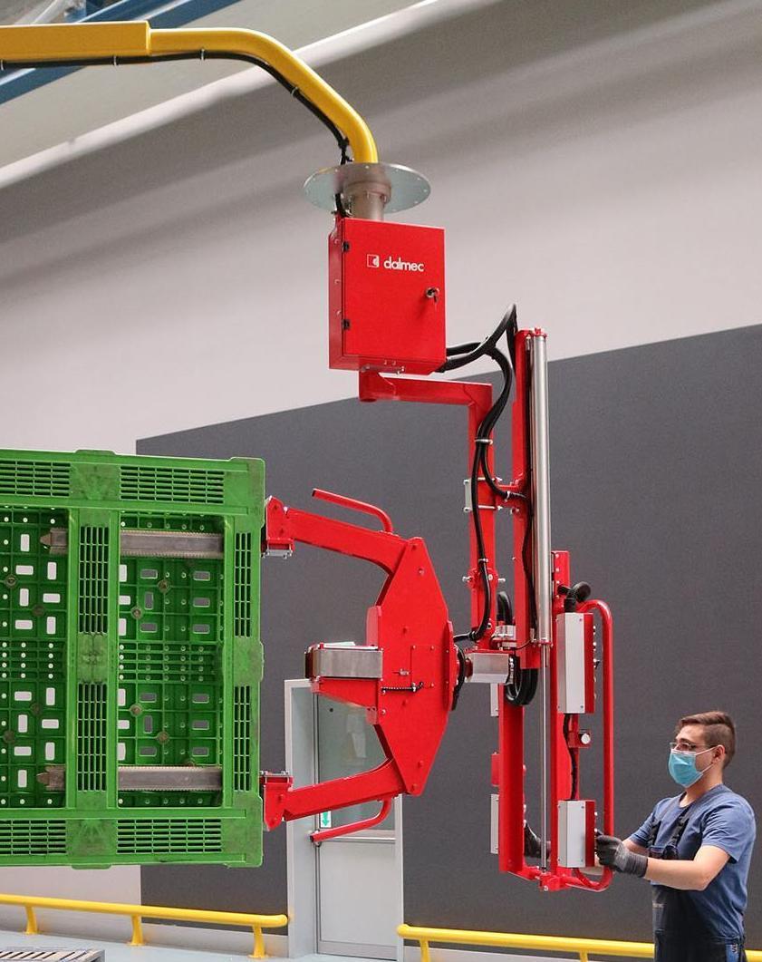 Arcadel_voeding_chemie_kunststof_pallet_draaien_klemmen_ergonomie
